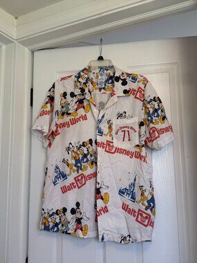 Walt Disney World VAULT Collection 50th Anniversary 71 Button Up Shirt Vintage M